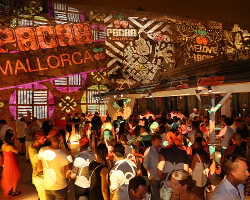 Hollenberg Eventmarketing PACHA Light Art Event